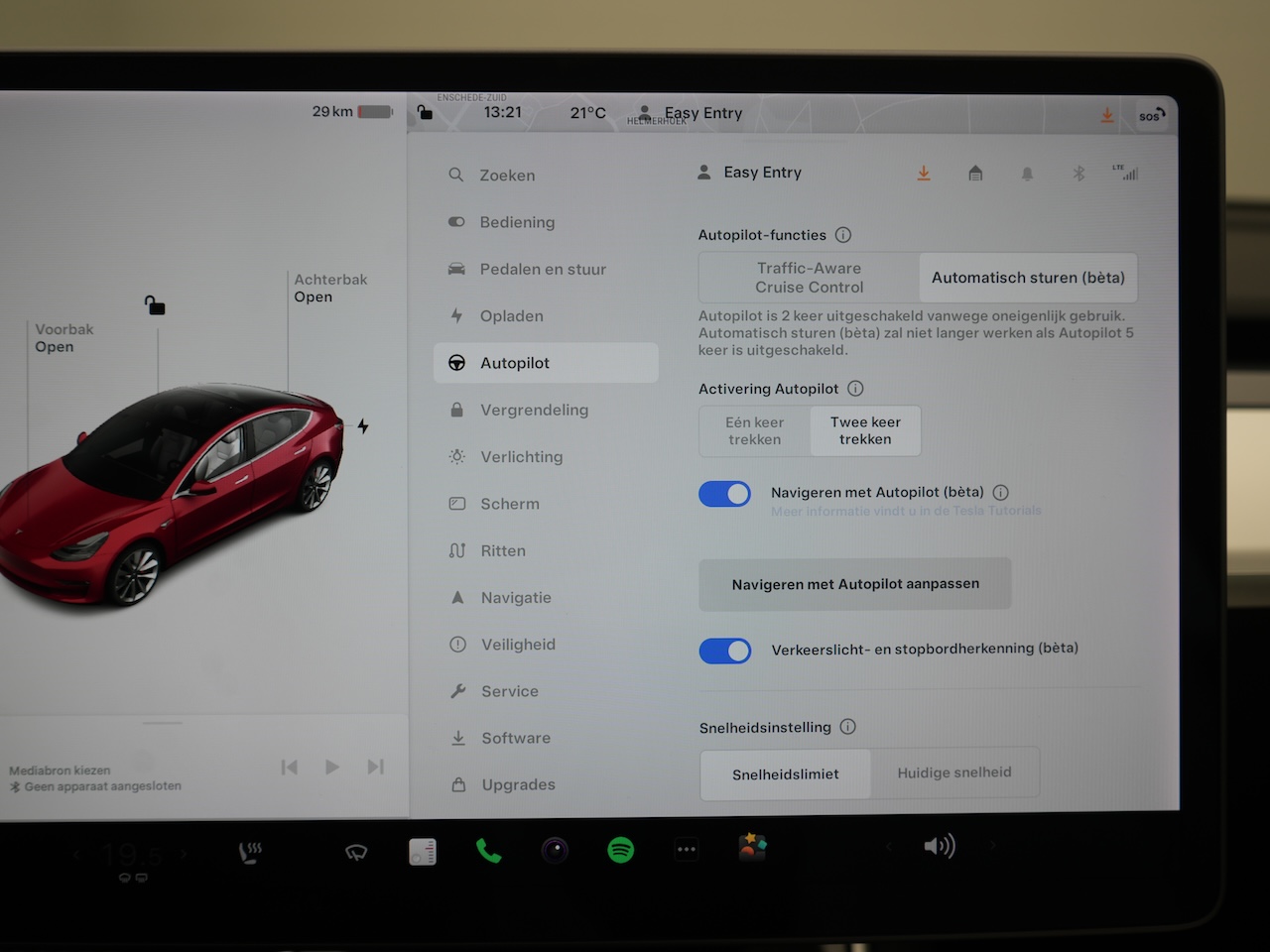 Tesla Model 3 (XP362Z) met abonnement