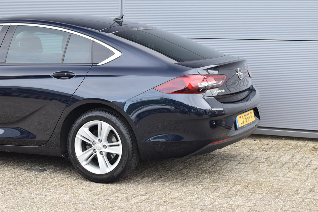 Opel Insignia (ZJ591P) met abonnement