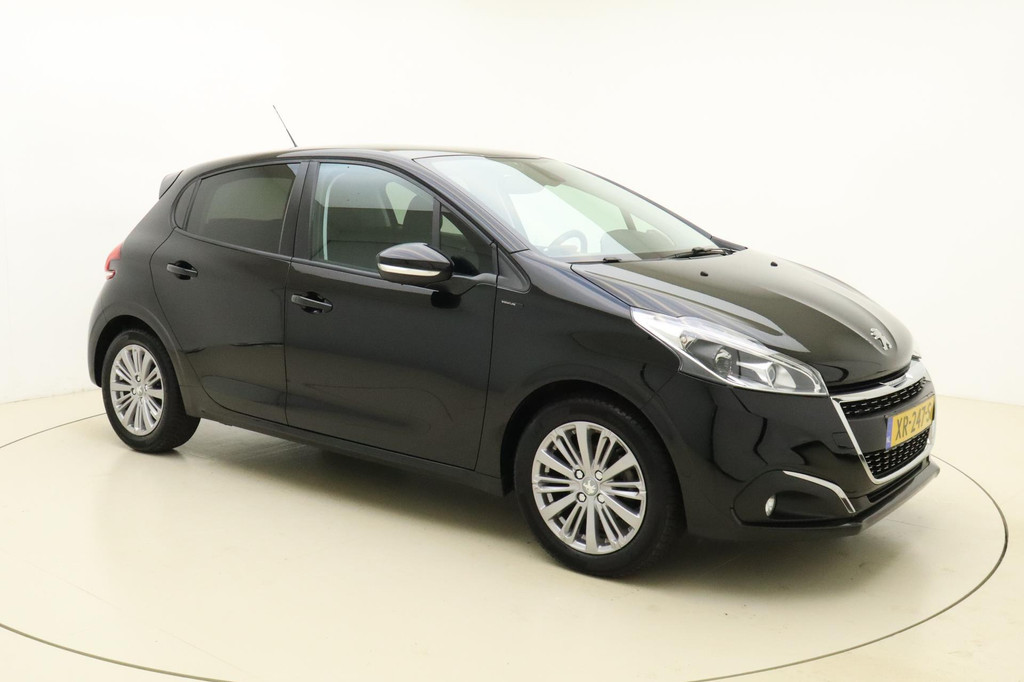 Peugeot 208 (XR247S) met abonnement