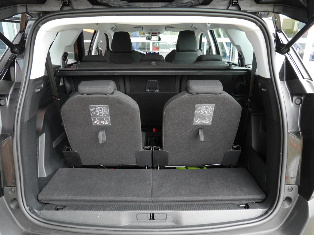 Peugeot 5008 (H586KK) met abonnement