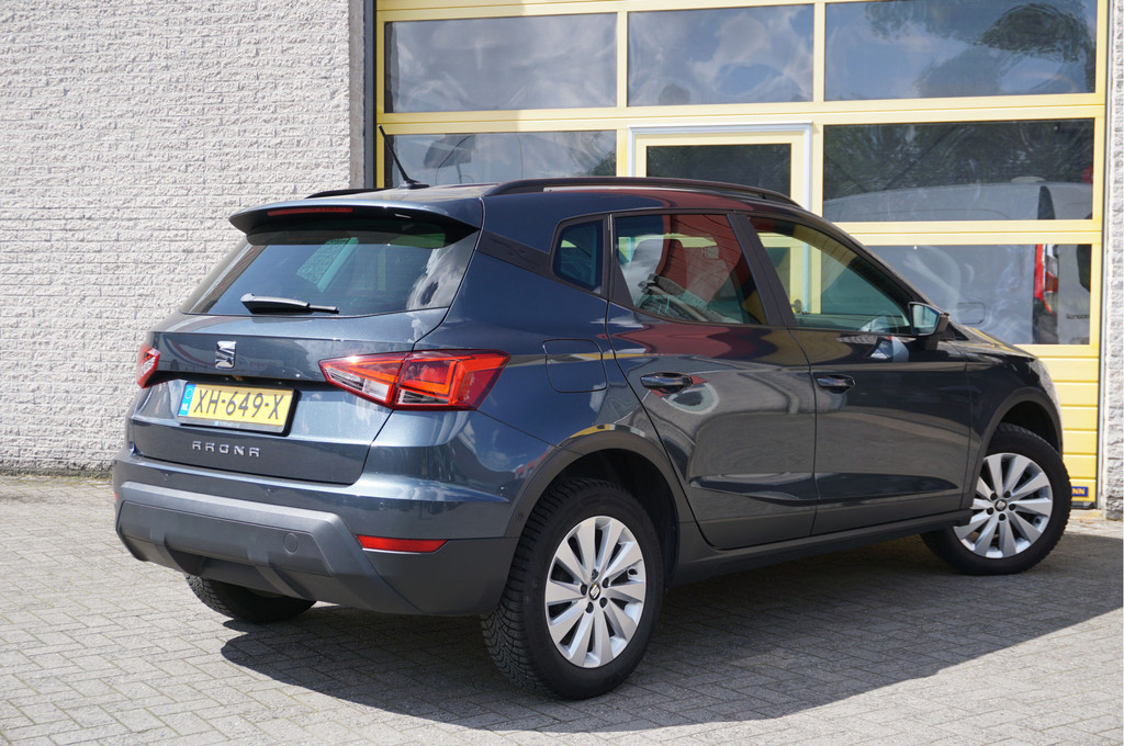 Seat Arona (XH649X) met abonnement