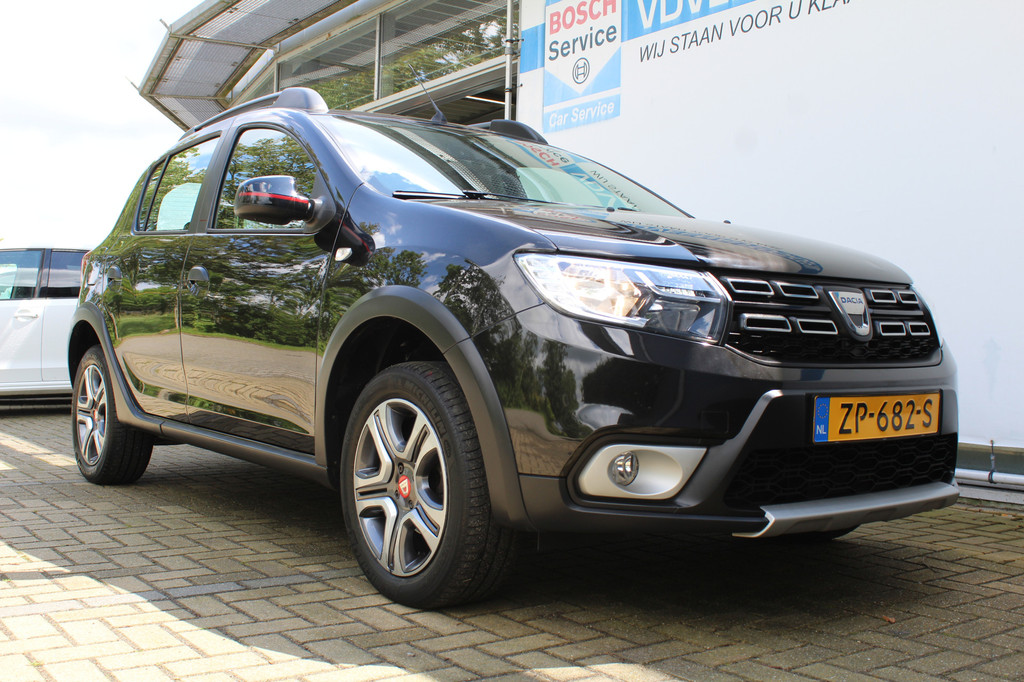 Dacia Sandero (ZP682S) met abonnement