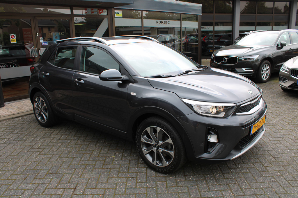 Kia Stonic (H132TG) met abonnement