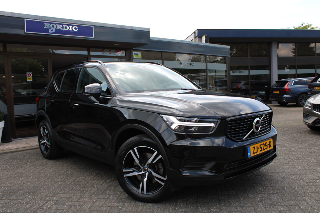 Volvo XC40 (ZJ525K) met abonnement