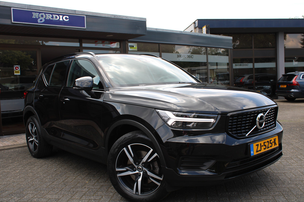 Volvo XC40 (ZJ525K) met abonnement