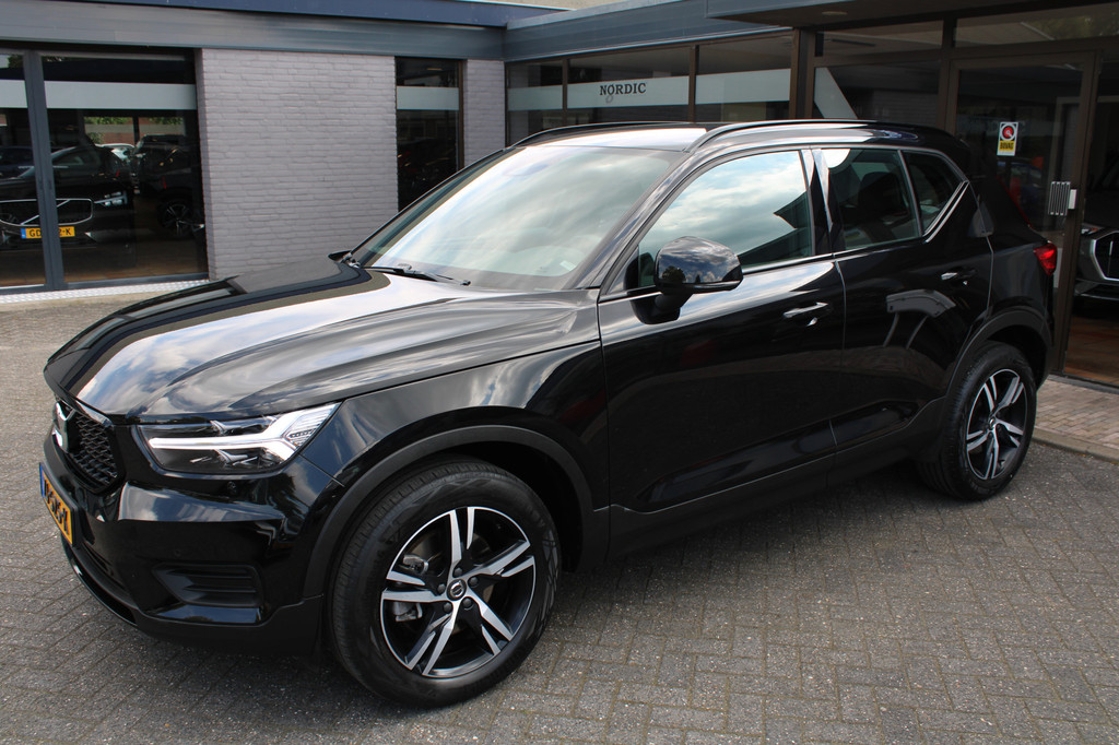 Volvo XC40 (ZJ525K) met abonnement