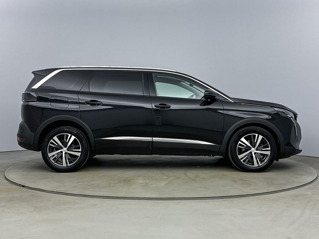 Peugeot 5008 (L717BS) met abonnement