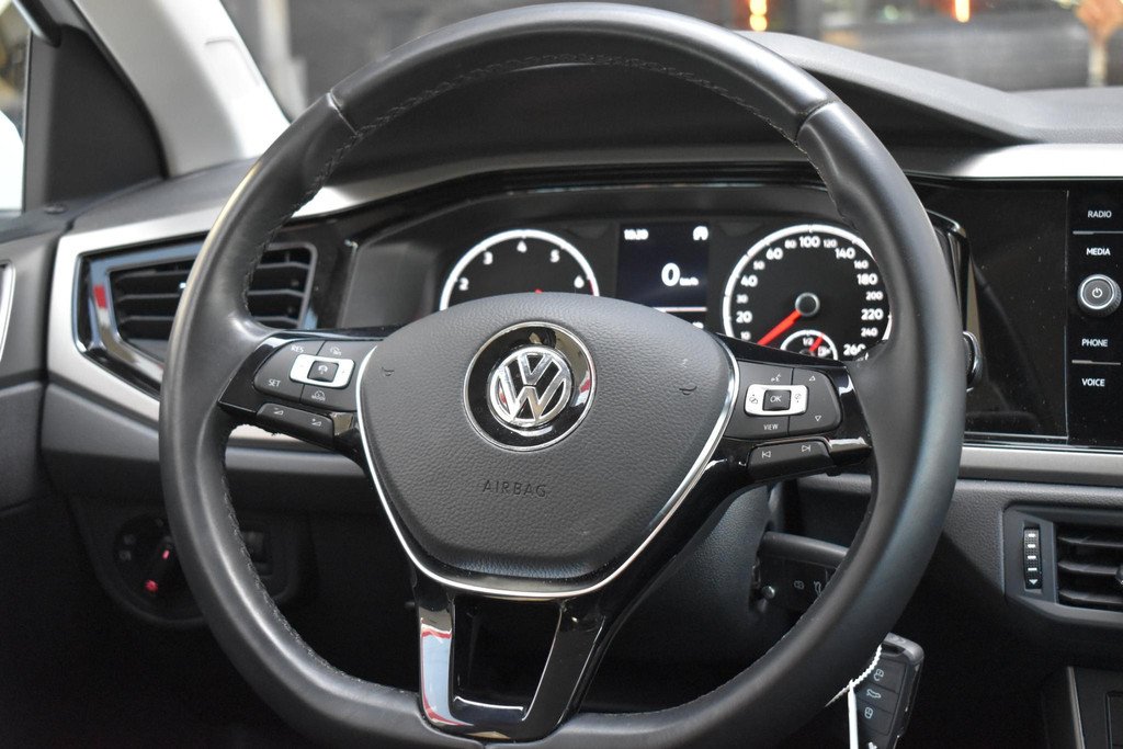 Volkswagen Polo (J218BV) met abonnement