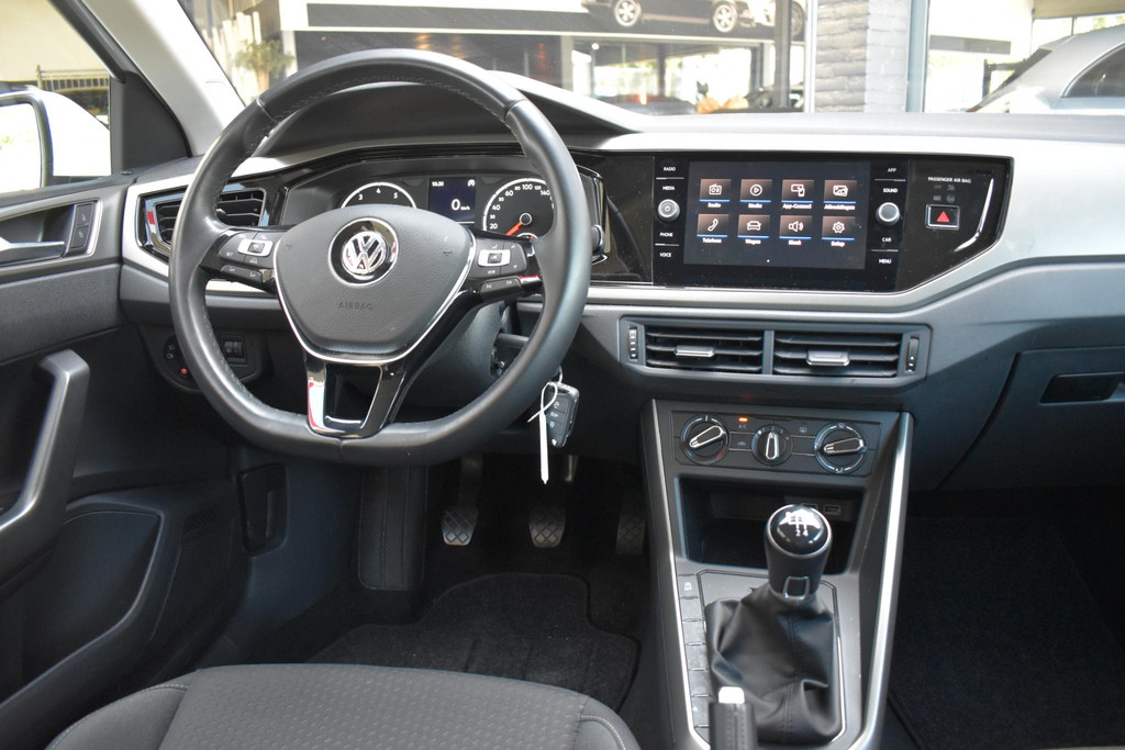 Volkswagen Polo (J218BV) met abonnement