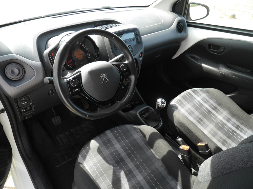 Peugeot 108 (H203BX) met abonnement