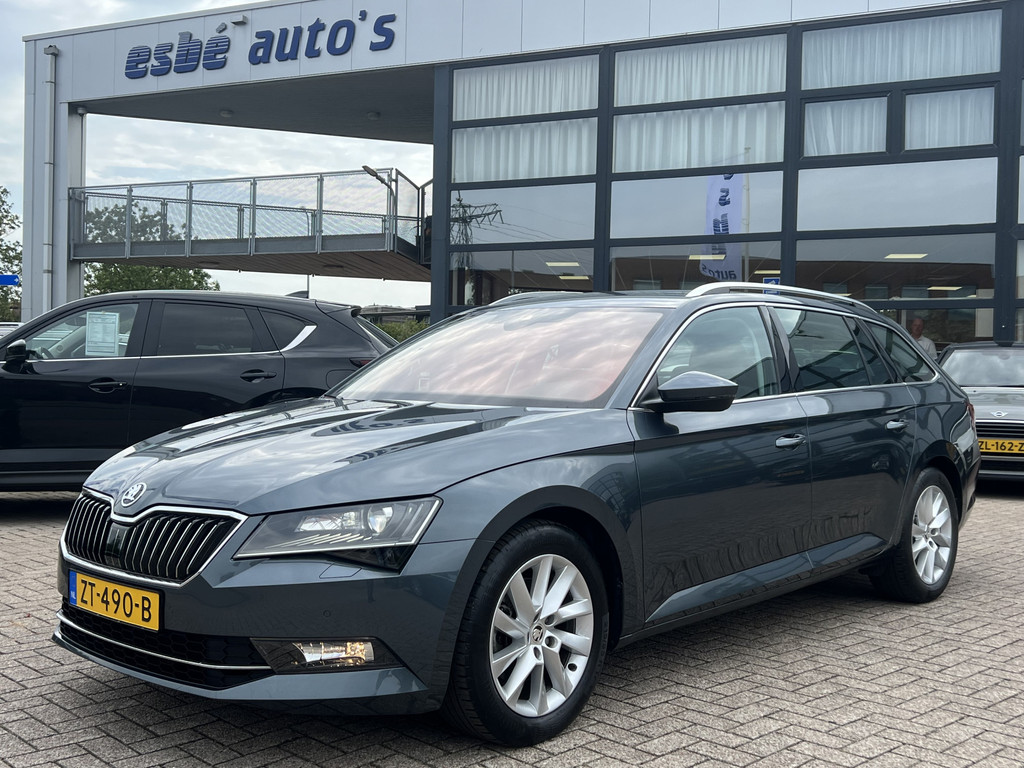 ŠKODA Superb (ZT490B) met abonnement