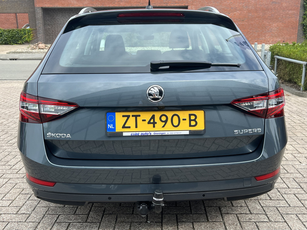 ŠKODA Superb (ZT490B) met abonnement