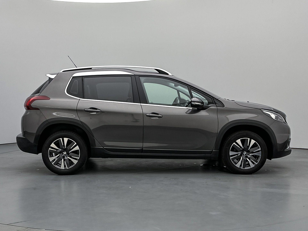 Peugeot 2008 (ZT455K) met abonnement