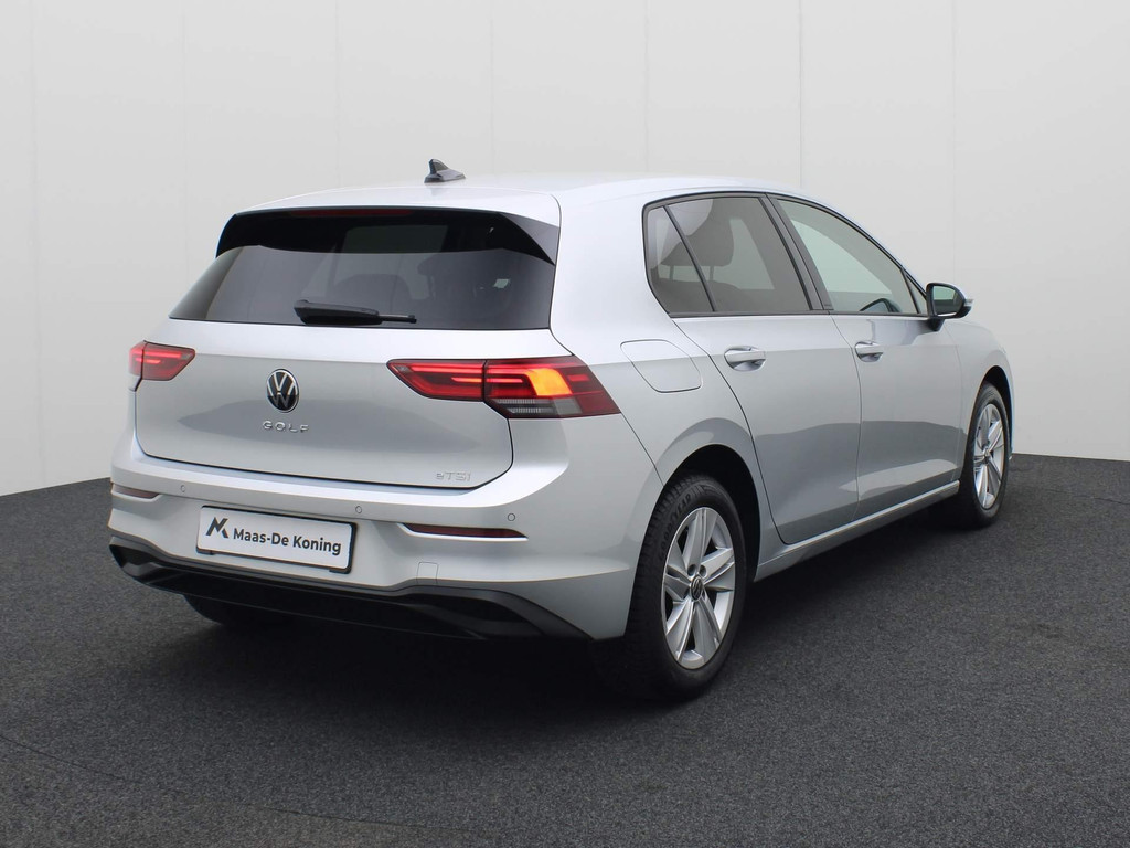 Volkswagen Golf (GKP81P) met abonnement