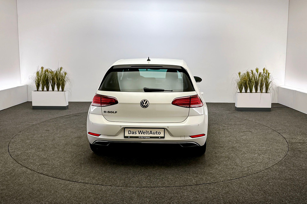 Volkswagen e-Golf (H885SJ) met abonnement