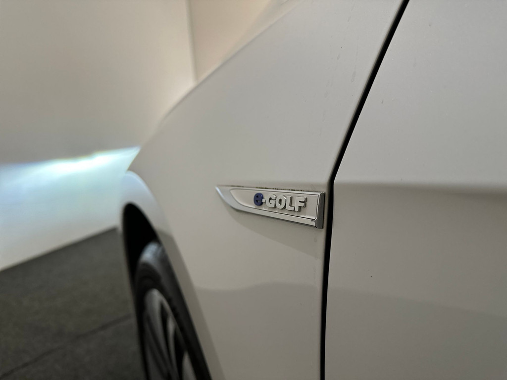 Volkswagen e-Golf (H885SJ) met abonnement