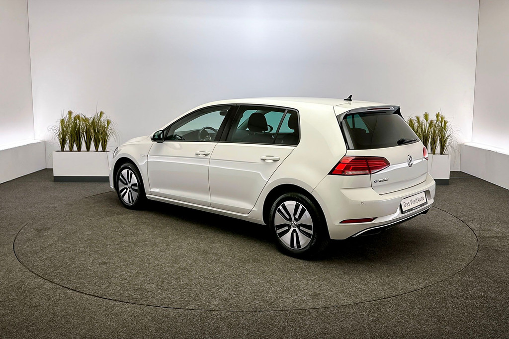 Volkswagen e-Golf (H885SJ) met abonnement