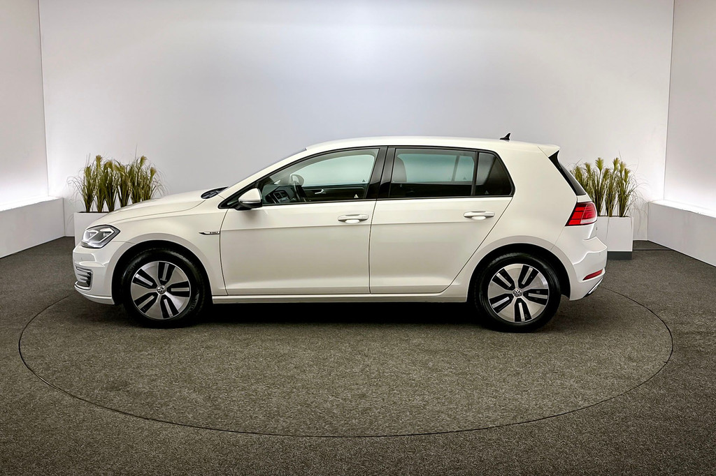 Volkswagen e-Golf (H885SJ) met abonnement