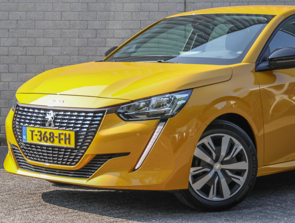 Peugeot 208 (T368FH) met abonnement