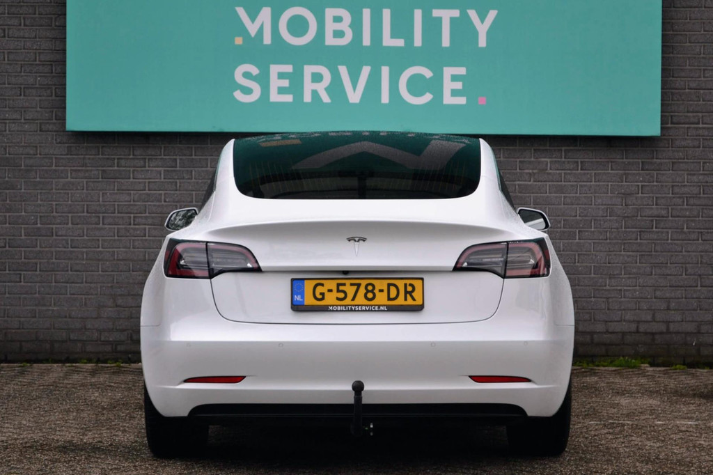 Tesla Model 3 (G578DR) met abonnement