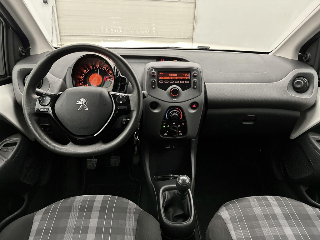 Peugeot 108 (J830DD) met abonnement