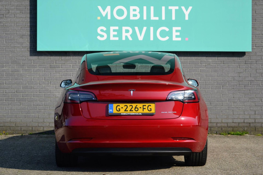 Tesla Model 3 AWD (G226FG) met abonnement