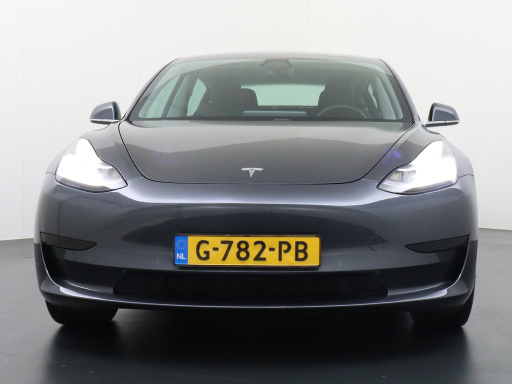 Tesla Model 3 (G782PB) met abonnement