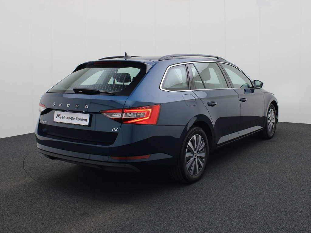 ŠKODA Superb (GLJ11P) met abonnement