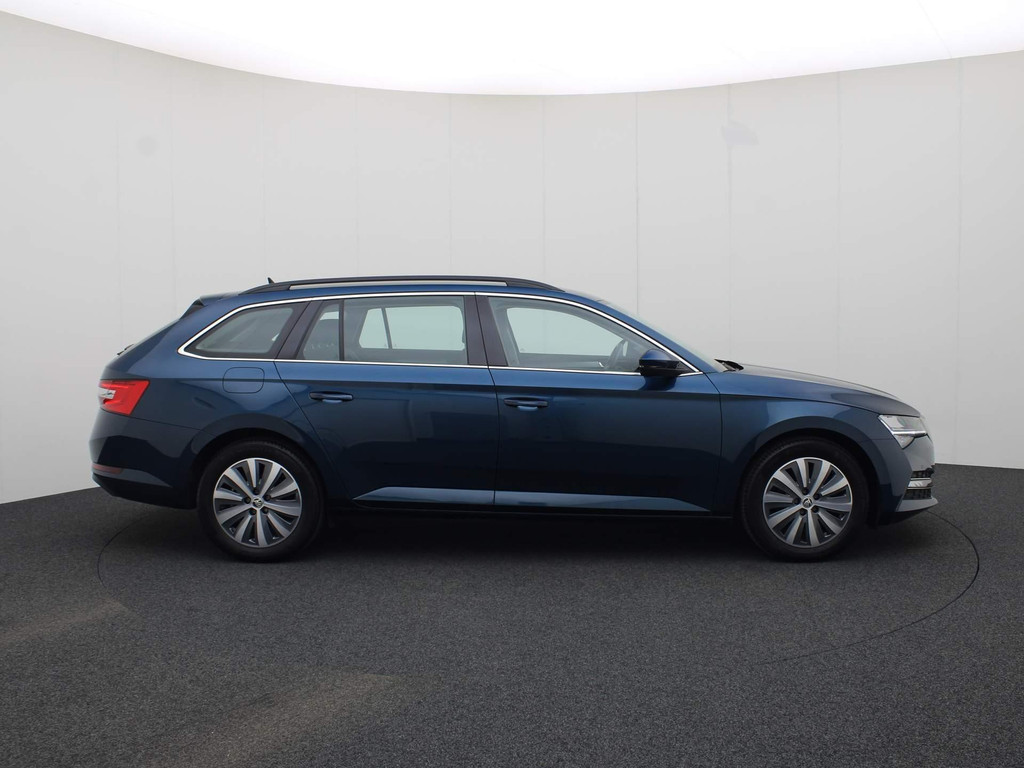 ŠKODA Superb (GLJ11P) met abonnement