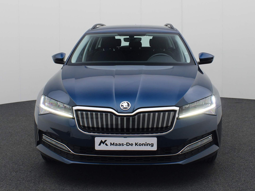 ŠKODA Superb (GLJ11P) met abonnement