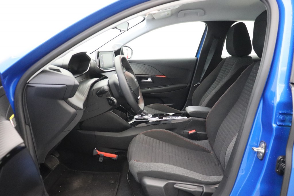 Peugeot e-208 (L869TV) met abonnement