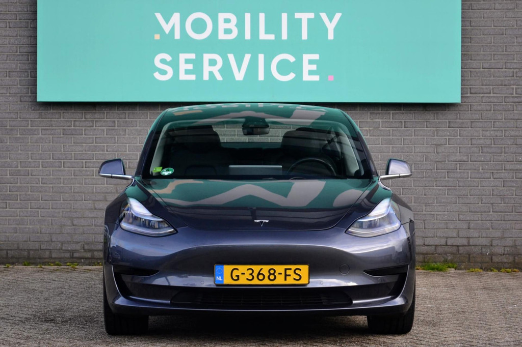 Tesla Model 3 (G368FS) met abonnement