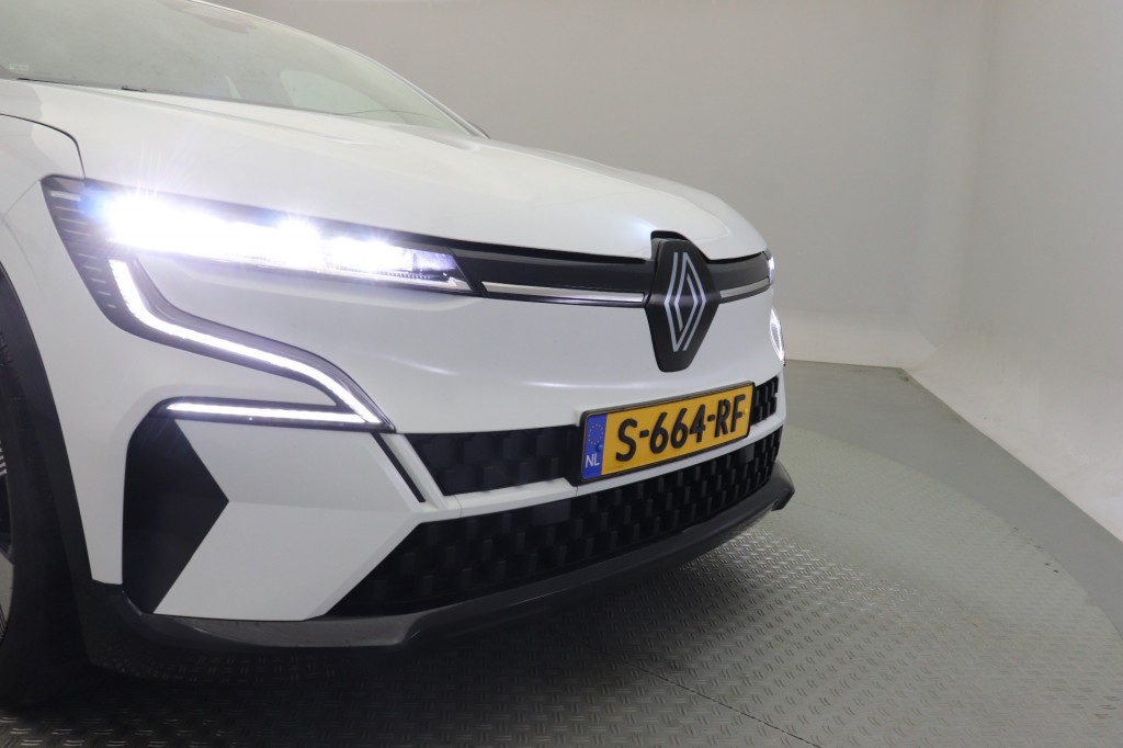 Renault Mégane (S664RF) met abonnement