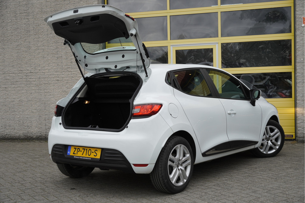 Renault Clio (ZP710S) met abonnement