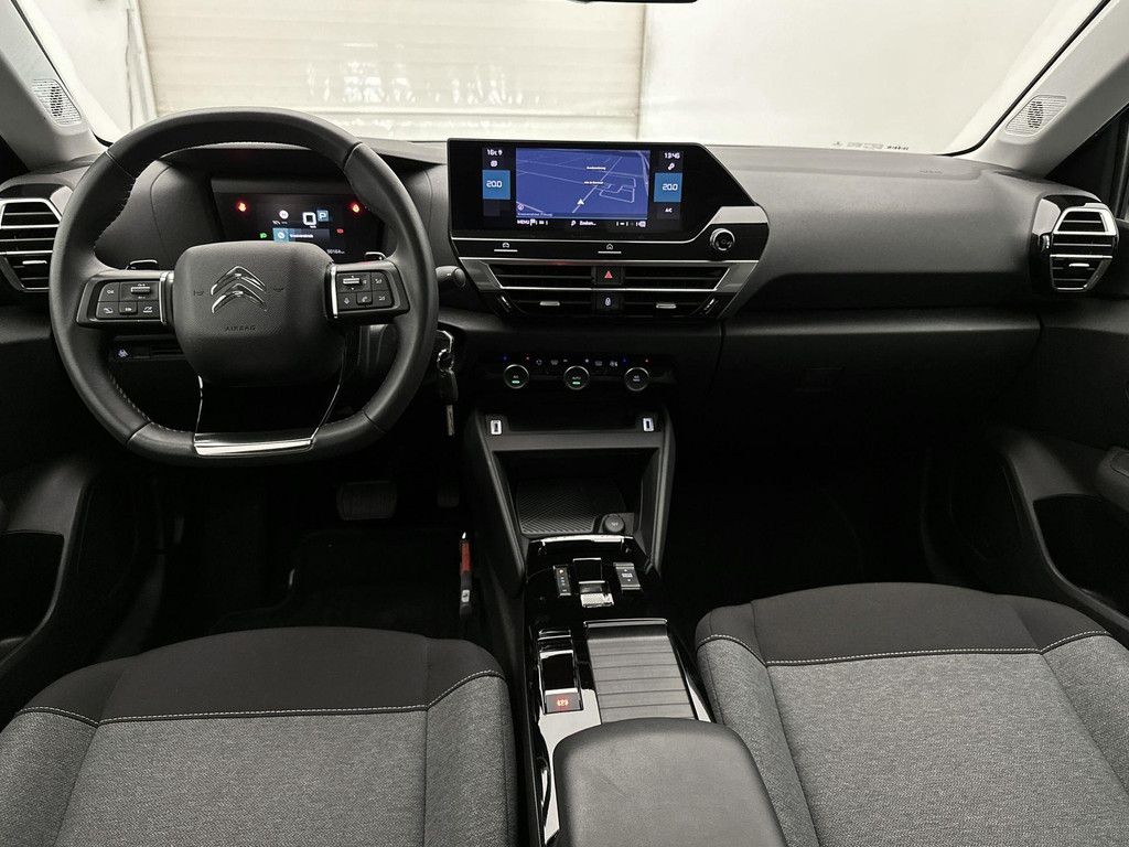 Citroën C4 (P895NG) met abonnement