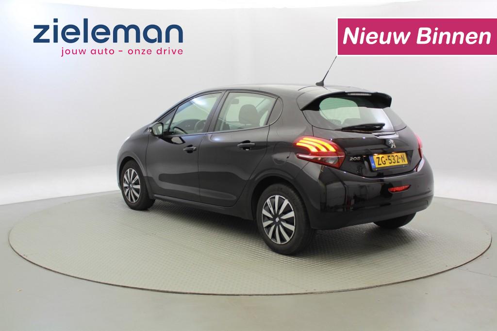 Peugeot 208 (ZG532N) met abonnement