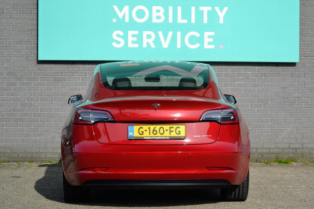 Tesla Model 3 AWD (G160FG) met abonnement