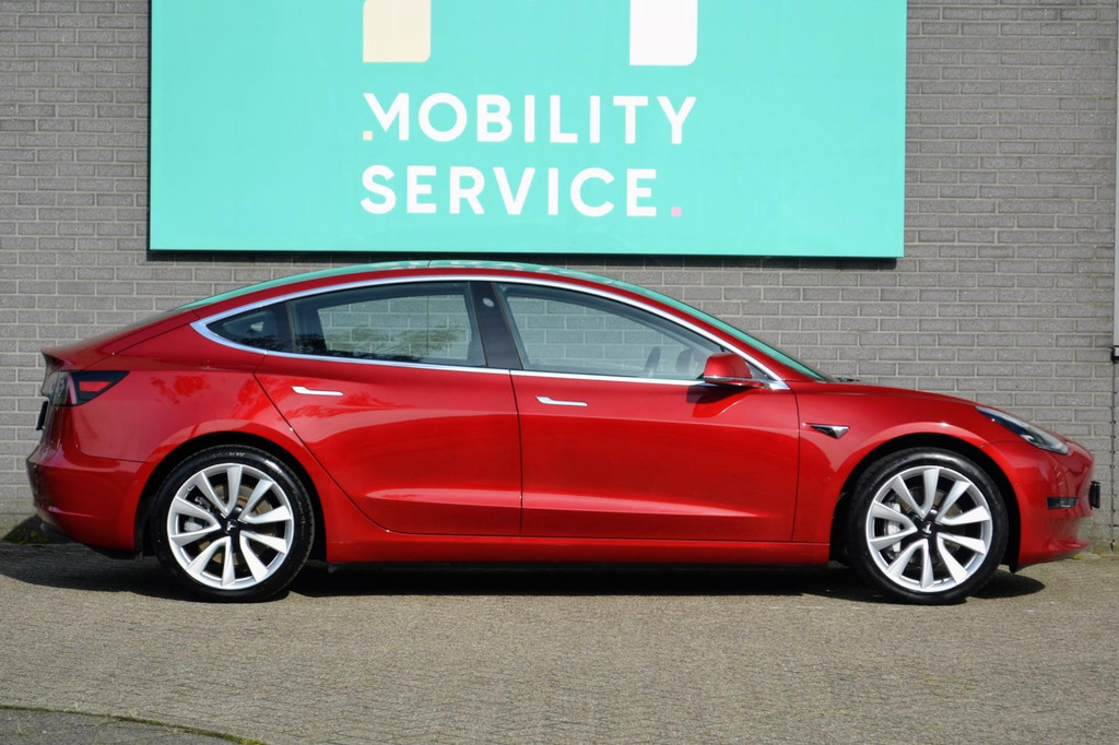 Tesla Model 3 AWD (G160FG) met abonnement