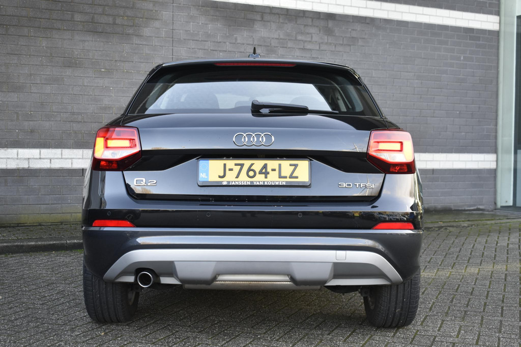 Audi Q2 (J764LZ) met abonnement