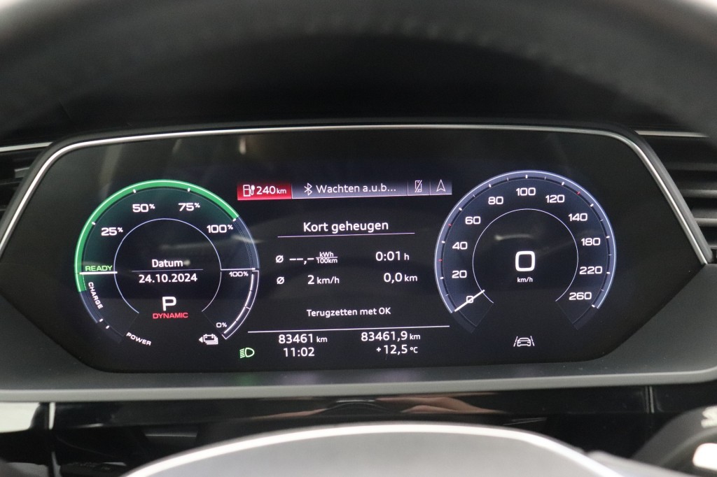 Audi e-tron (J577JG) met abonnement