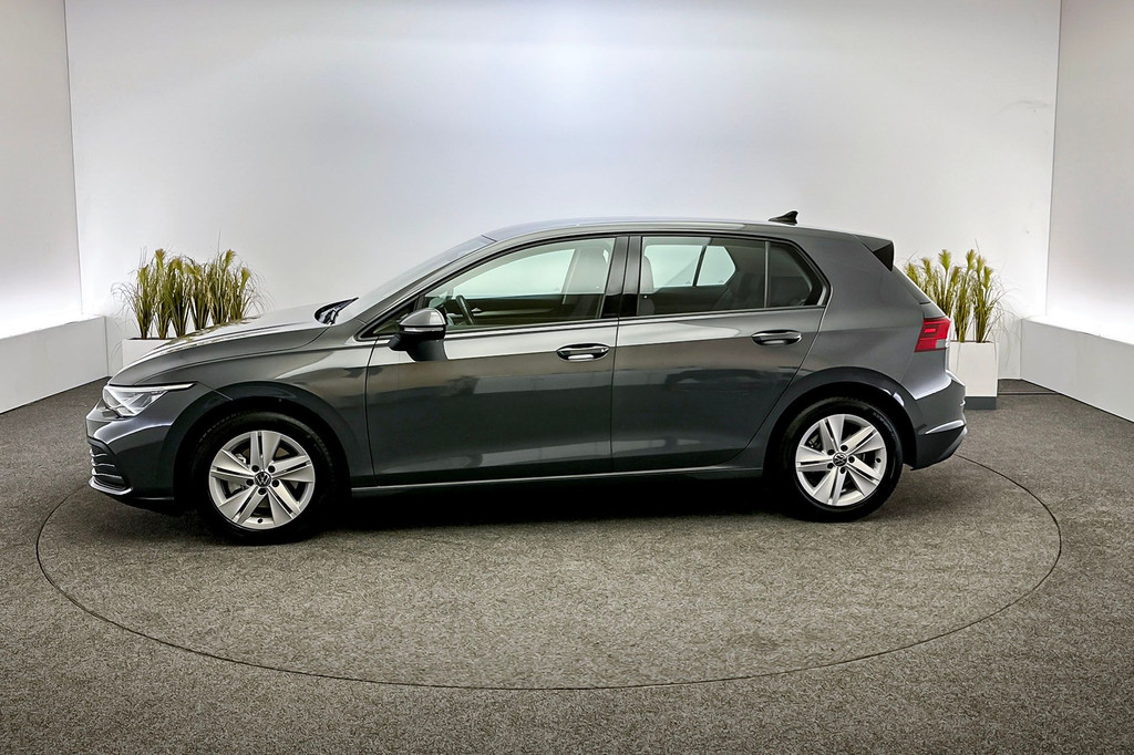 Volkswagen Golf (R374KJ) met abonnement