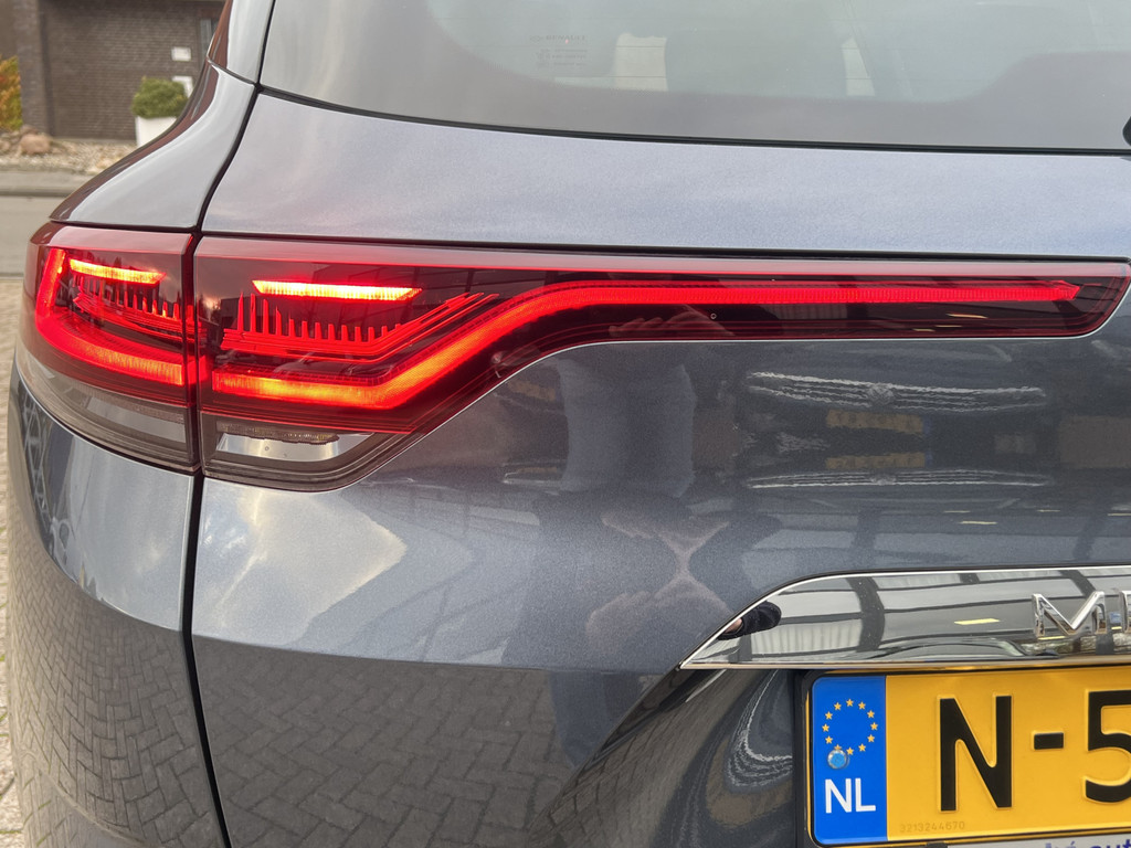 Renault MEGANE Estate (N549TF) met abonnement