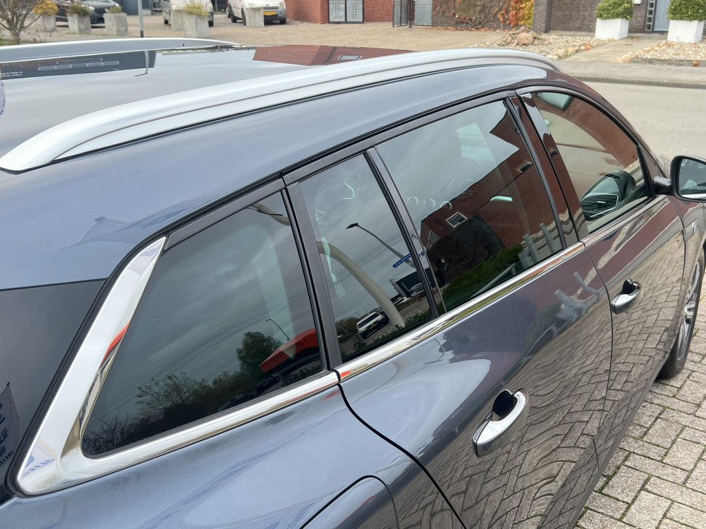 Renault MEGANE Estate (N549TF) met abonnement