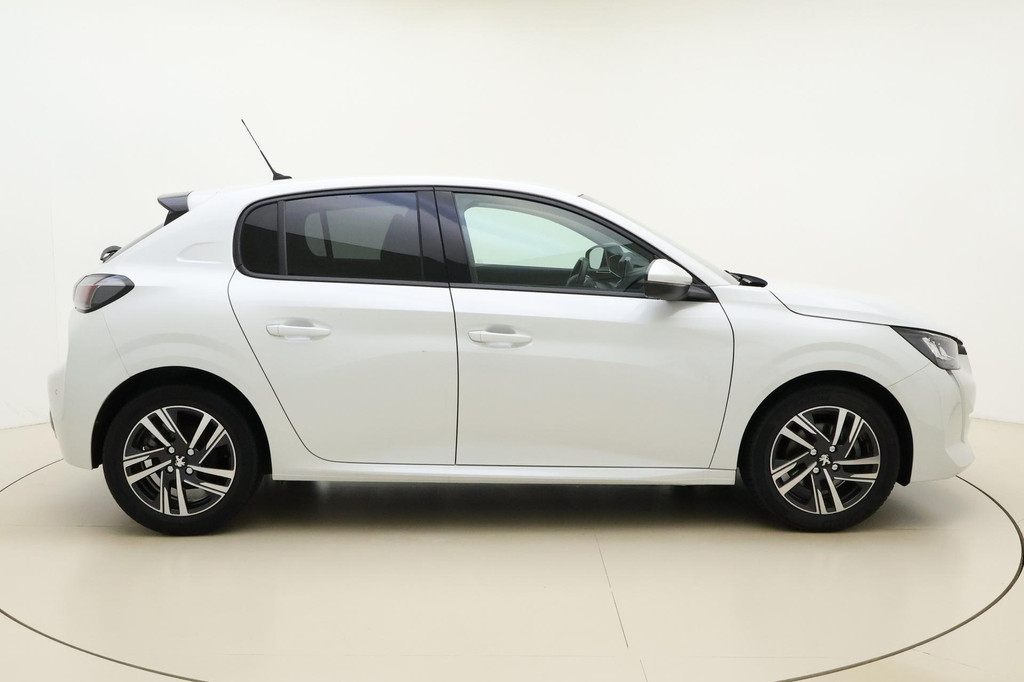 Peugeot 208 (J997BD) met abonnement