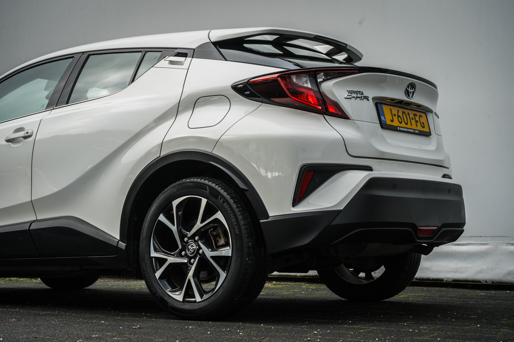 Toyota C-HR (J601FG) met abonnement