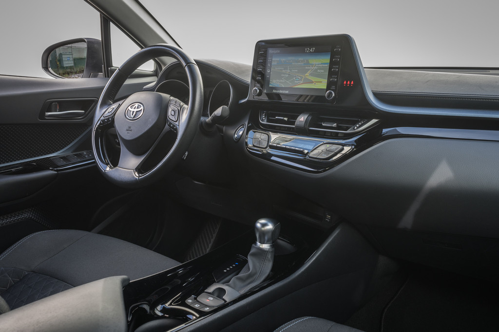 Toyota C-HR (J601FG) met abonnement