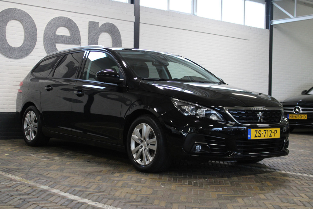 Peugeot 308 (ZS712P) met abonnement