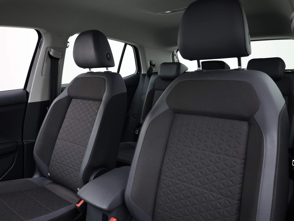 Volkswagen T-Cross (G867ZG) met abonnement