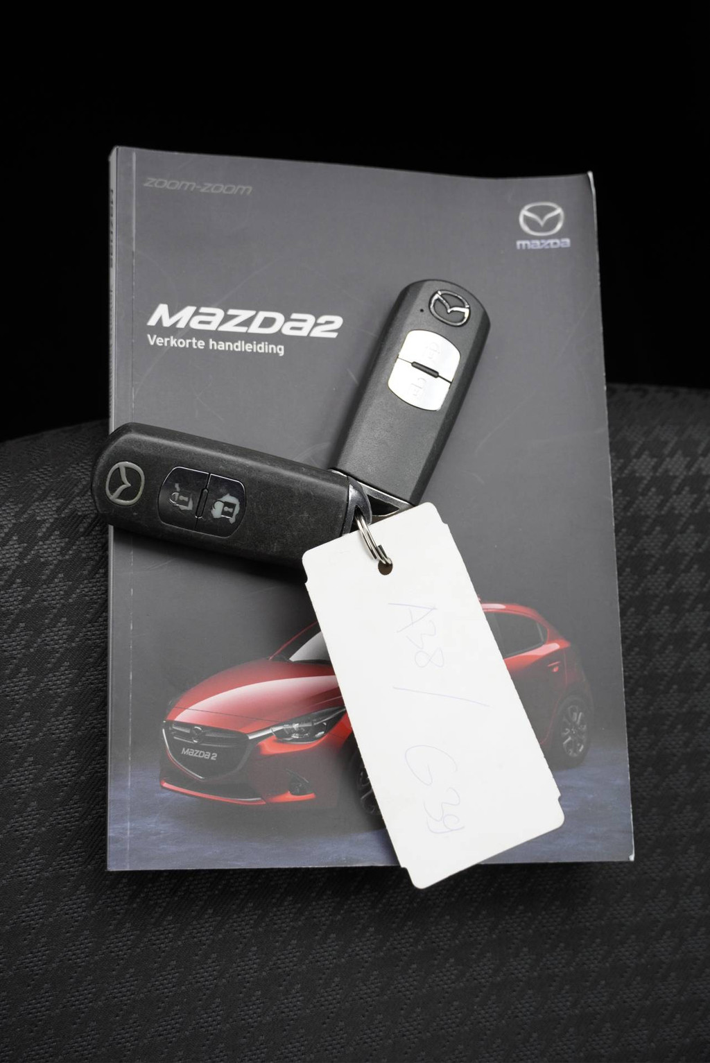 Mazda 2 (ZT463N) met abonnement