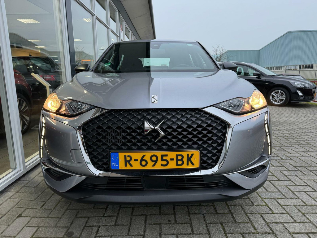 DS DS 3 (R695BK) met abonnement